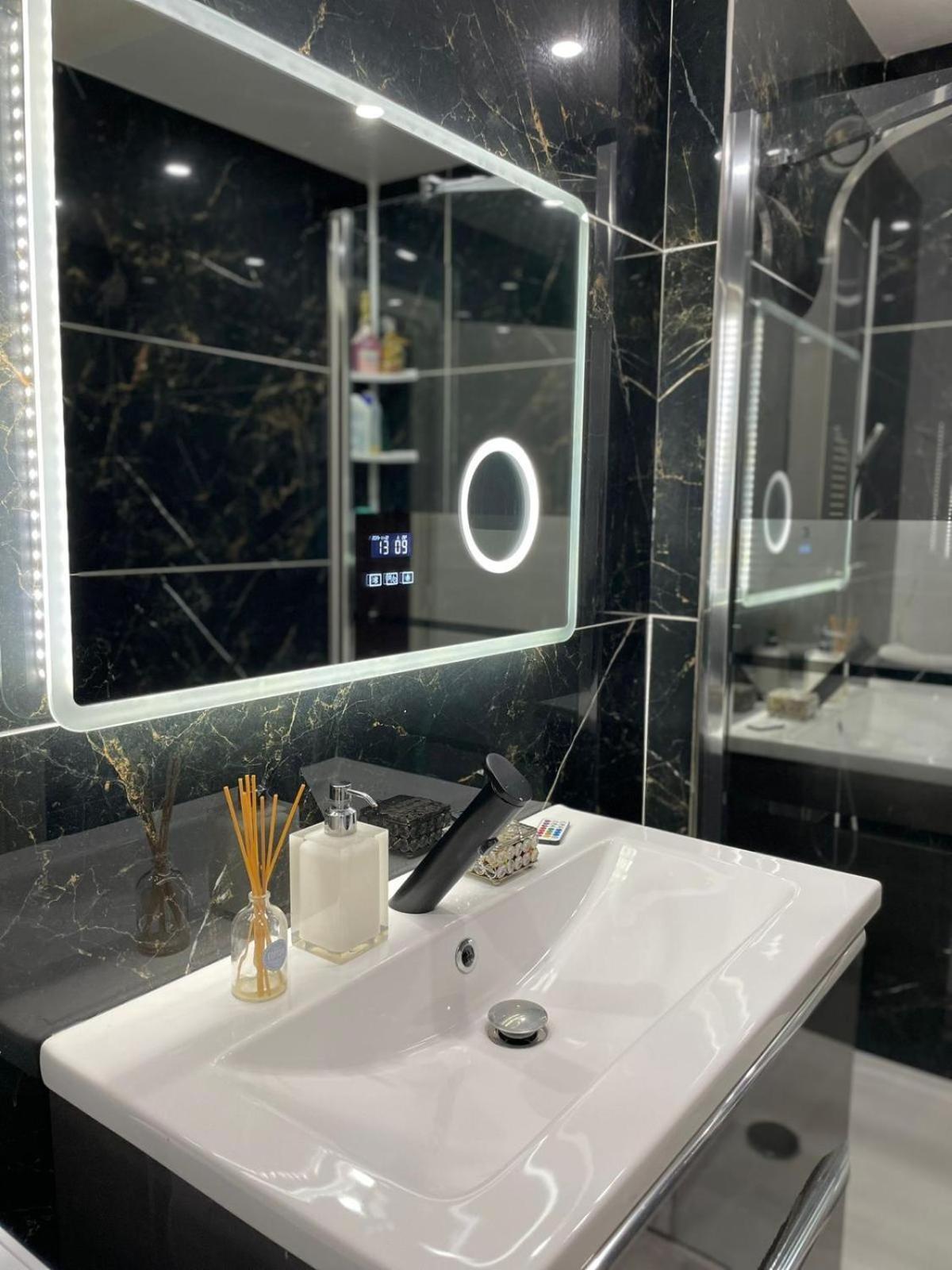 Place Privee/Le Marbre/Moderne/60M2 Annemasse Luaran gambar